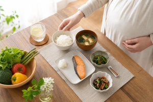 妊娠中の食事と体重管理｜適切な体重増加の目安と栄養バランスの考え方