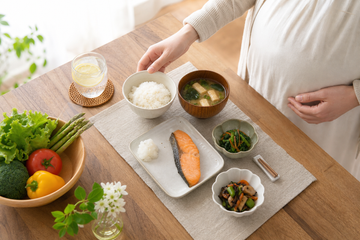 妊娠中の食事と体重管理｜適切な体重増加の目安と栄養バランスの考え方